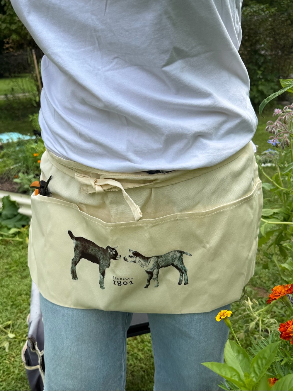 Beekman 1802 Goat Gardening Utility Waist Apron NWOT